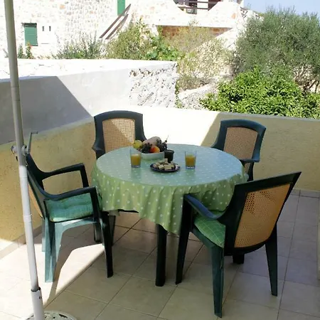 Knezak Appartement *
