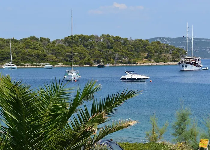 Daniel Мали Иж