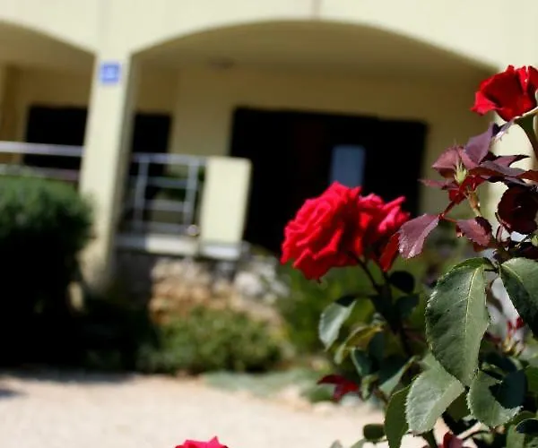 Апартаменты Daniel Мали Иж